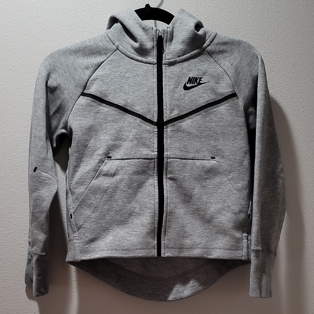 Nike Tech FLeece Grey and Black Zip-Up Hoodie Jacket Girls Kids Activewear Small